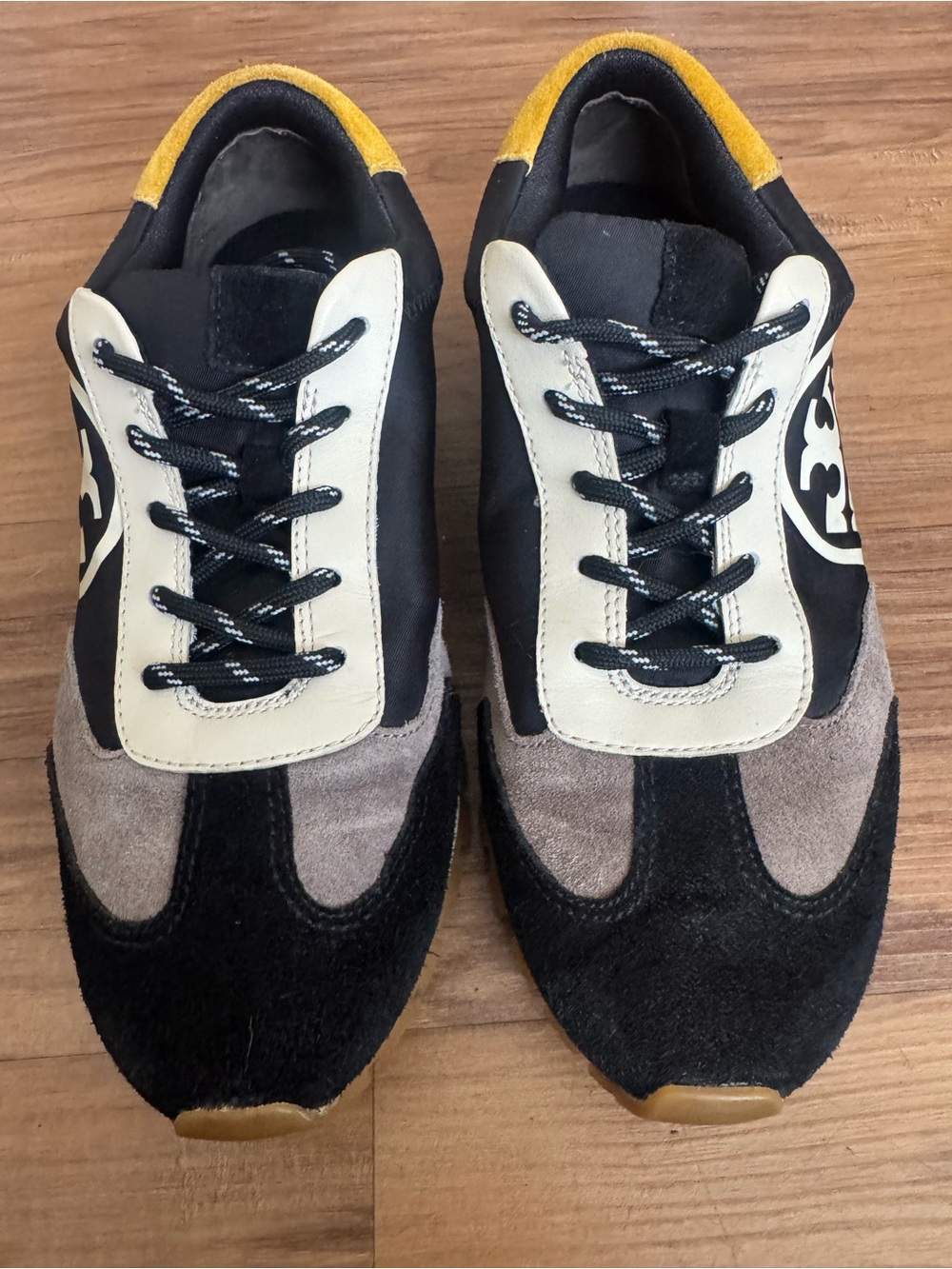 Authentic Tory Burch Annie women’s sneakers - Picture 2 of 7